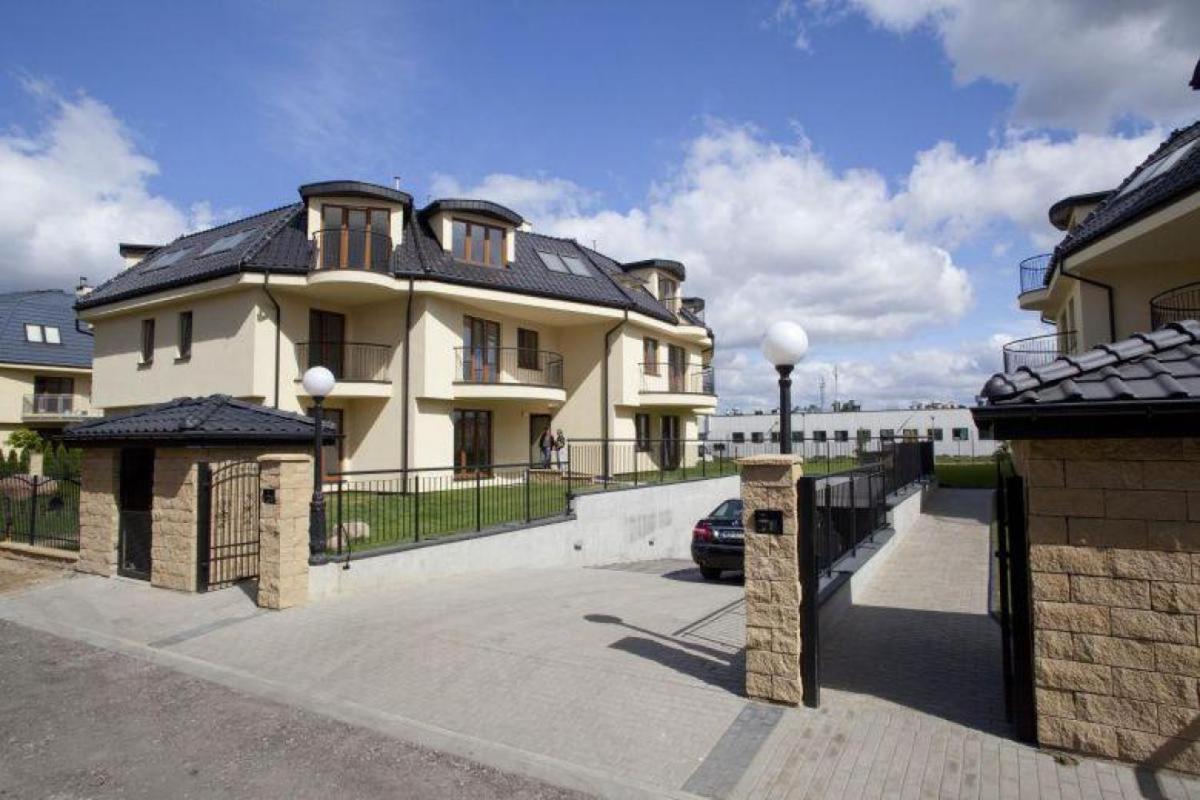 Villa Piano Apartments Warsaw Piaseczno Jozefoslaw ภายนอก รูปภาพ